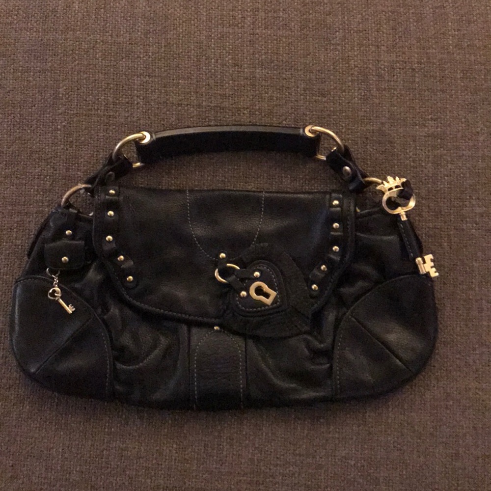 Juicy black leather purse